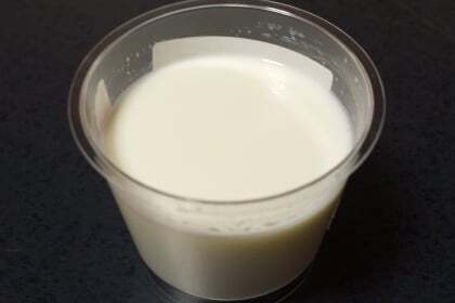 北海道産牛乳で作った とろりん杏仁