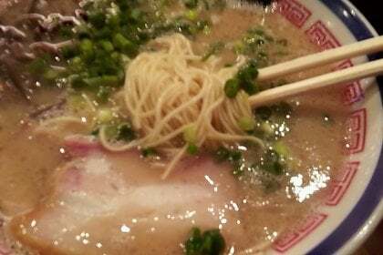 博多長浜らーめん 田中商店のラーメンを食べてみました