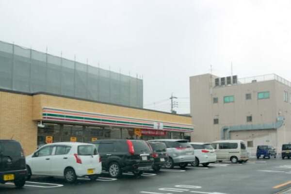 セブンイレブン高山花岡町店の写真
