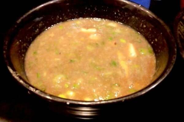 つけ麺のスープの写真