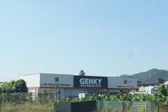 ゲンキー土山店は12月オープン予定にていよいよ完成です
