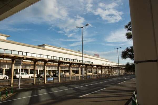 小松空港の入り口の写真