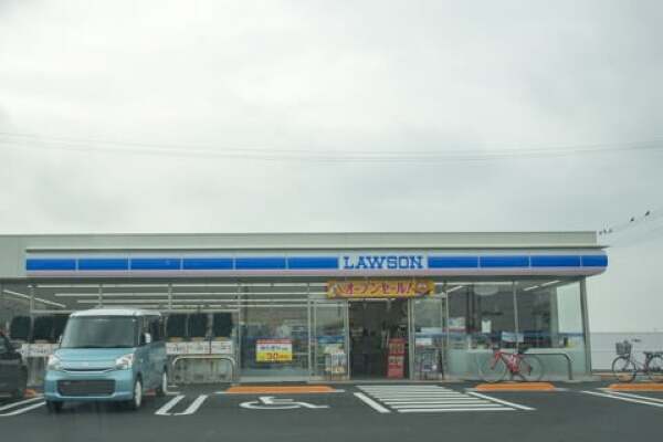 ローソン海津大和田店の写真
