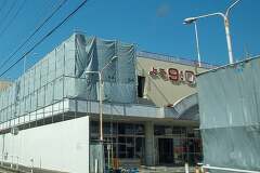 仮称）Yストア津島駅東店(仮称津島中央店)の予定地では解体工事が始まりました