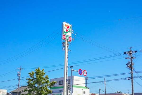 セブンイレブン羽島正木町新井店の看板の写真