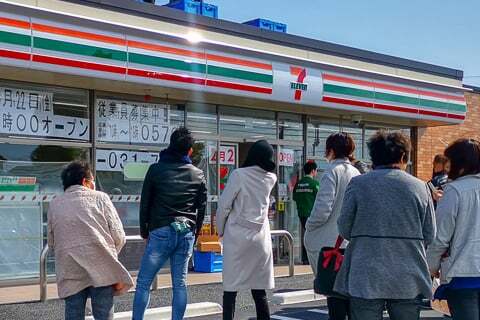 セブンイレブン瑞穂田之上倉町店のプレオープンの写真