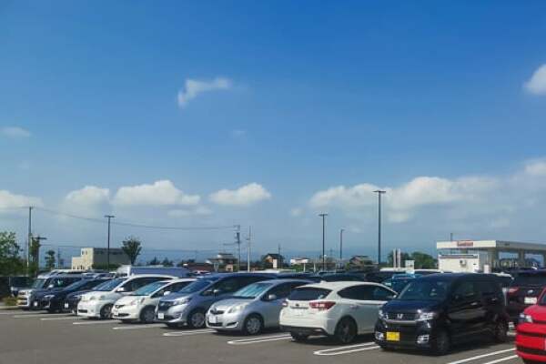 コストコ岐阜羽島の駐車場の様子の写真