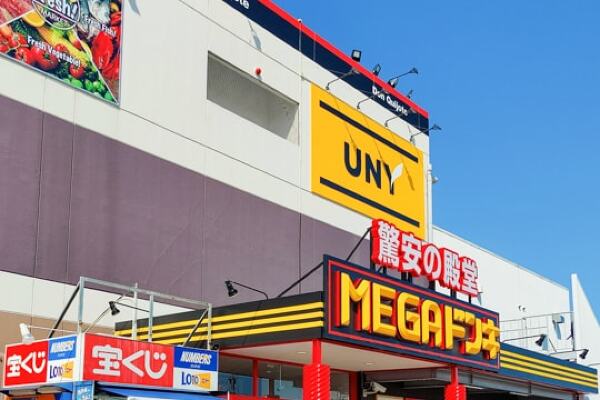 MEGAドン・キホーテUNY江南店の入り口の写真