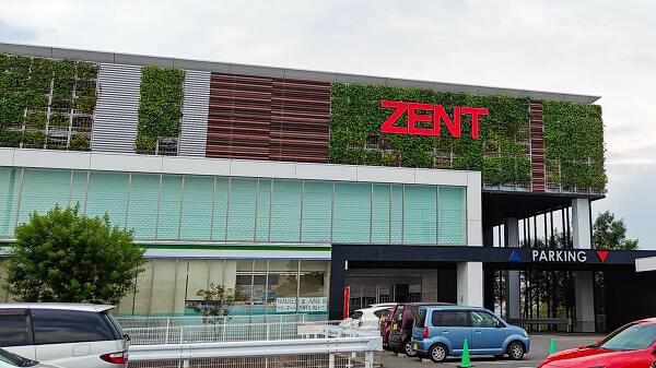 ZENT市ノ坪店の写真