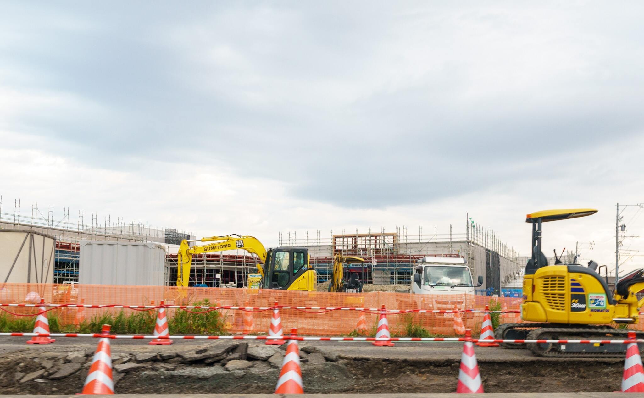 平和堂知多信濃川店の乗り入れ工事の写真