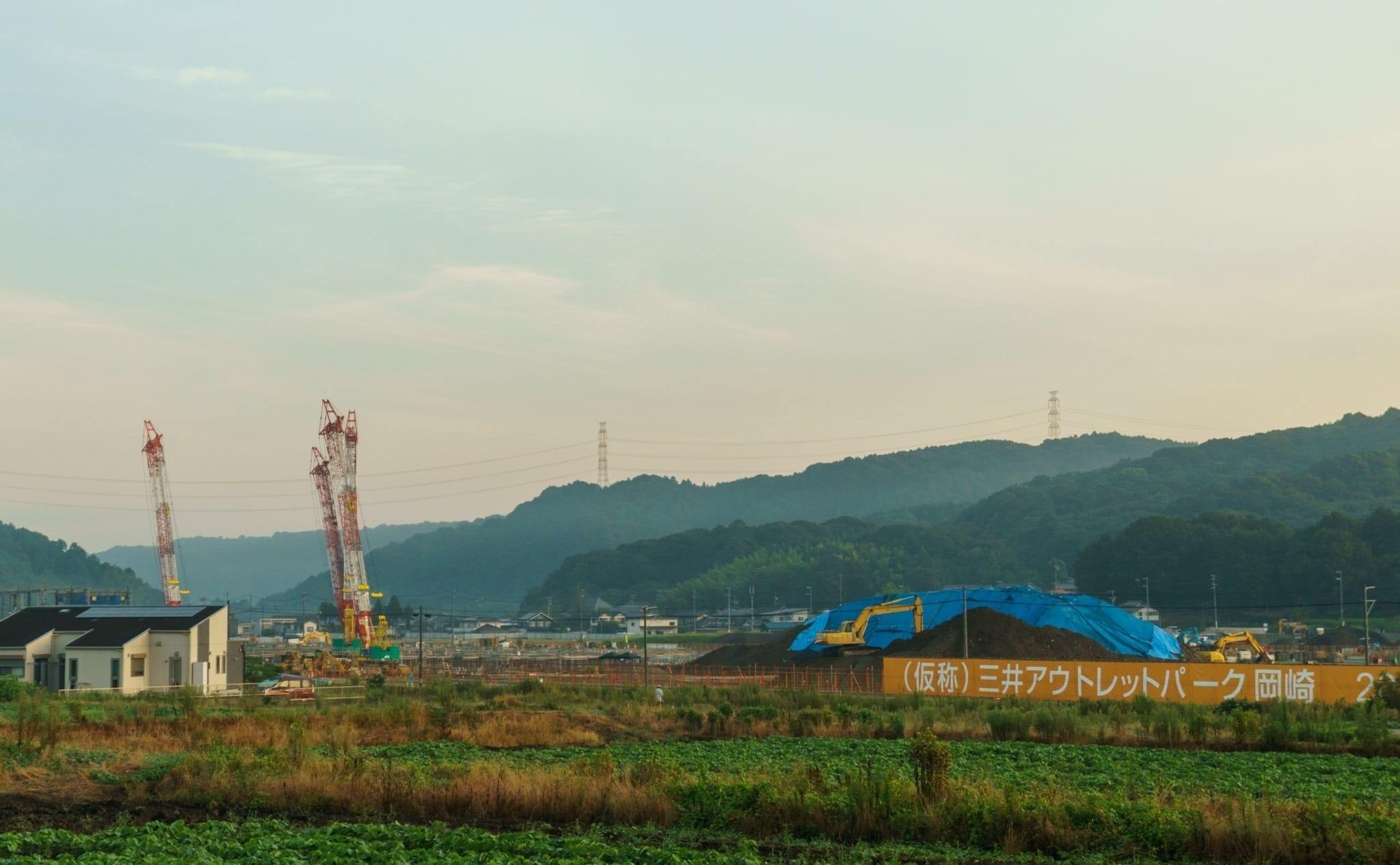 (仮称)三井アウトレットパーク岡崎は建物が見えてきています！従来のアウトレット品とは違う新たな魅力