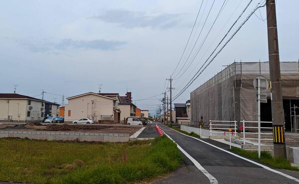 ゲンキー岐阜河渡店と駐車場の工事の様子