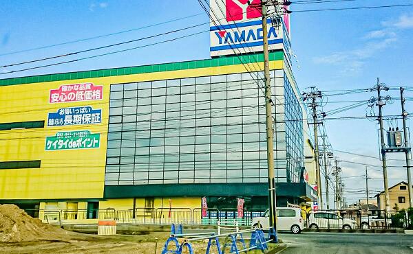 江南店と同様に1階が駐車場となっているヤマダデンキの店舗外観(イメージ)