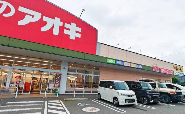 岐阜県のスーパー型1号店でもあるクスリのアオキ北方中央店(2025年6月撮影)