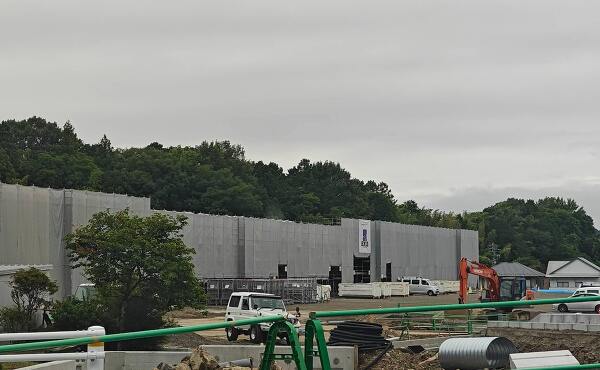 バロー駒場店と無印良品の店舗(2025年6月撮影)