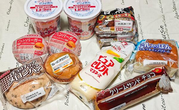 ゲンキー瑞浪稲津店で購入した菓子パンやマヨネーズなどの特売(2025年8月撮影)