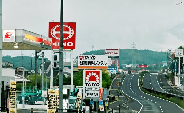 恵那市・中津川市内を通る国道19号(2025年8月撮影)