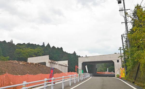 瑞浪恵那道路の恵那市側(2025年8月撮影)