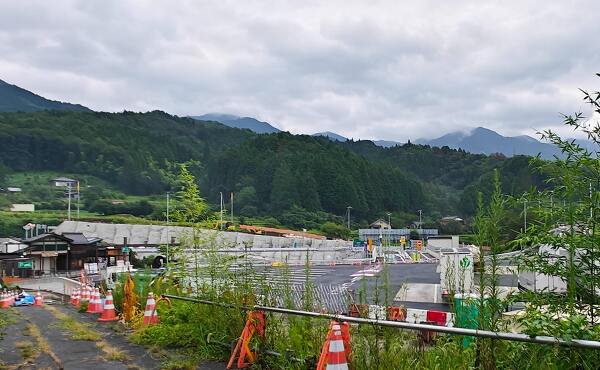 駐車場エリアへの合流(2025年8月撮影)