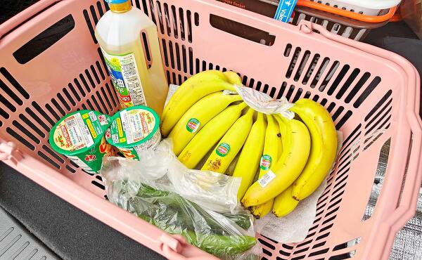 デリシア川中島店の初日の購入品の一部(2025年10月撮影)