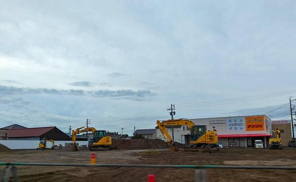 TRIAL smart西尾一色店の駐車場(2025年10月撮影)