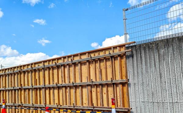 ゲンキー美濃加茂田島店の造成工事(2025年11月撮影)