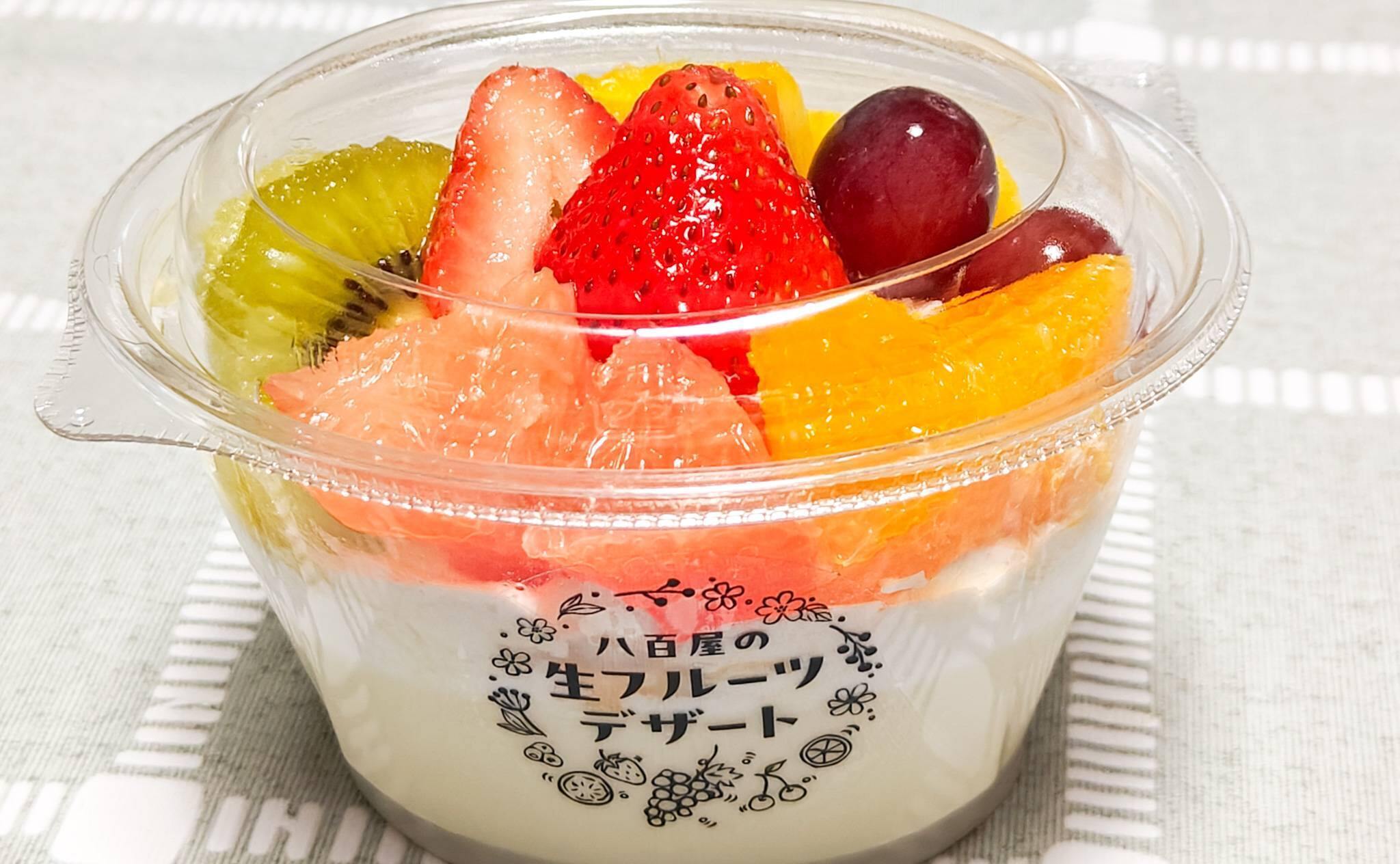 バローで売り出した八百屋の生フルーツデザート（2025年11月撮影）