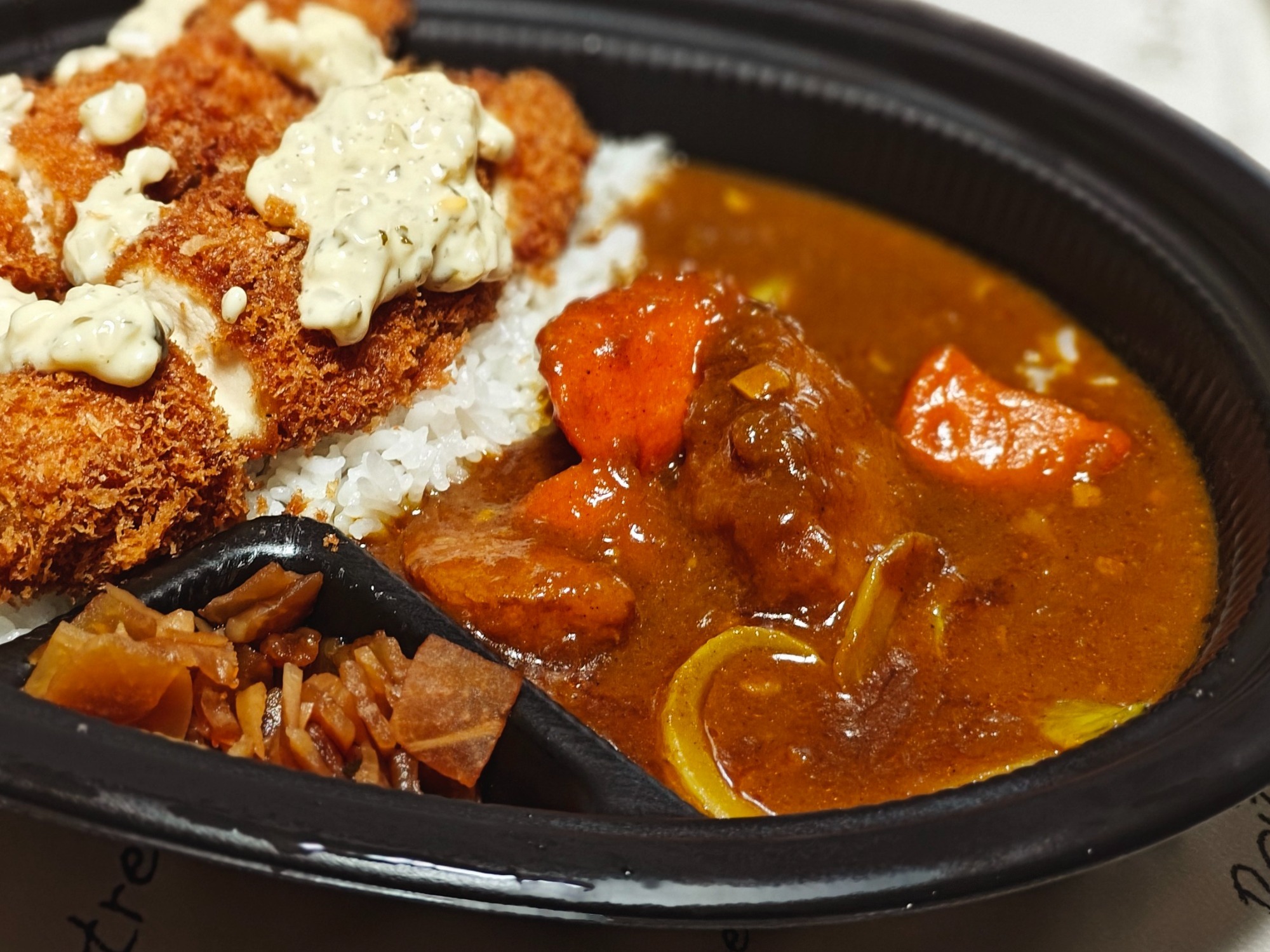 お昼は松屋のカレー！の画像